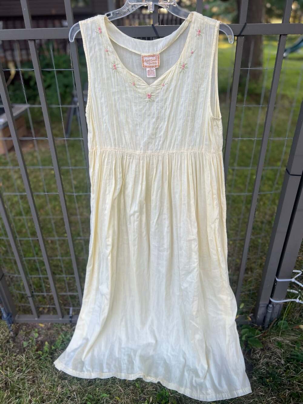 April Cornell Vintage 100% Cotton Embroidered Sleeveless Nightgown Dress Yellow